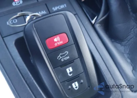 2022 Toyota Rav4 Xle z USA, uszkodzony, nr VIN 2T3W1RFV1NW214383